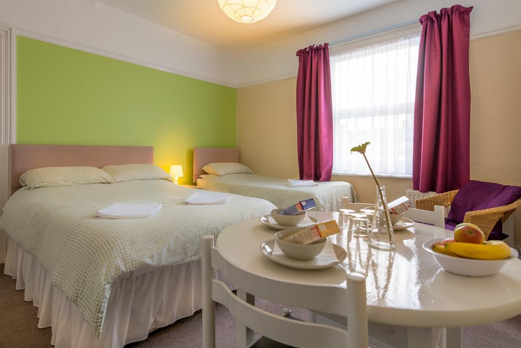Brunton House Guest House Clacton-on-Sea Room photo